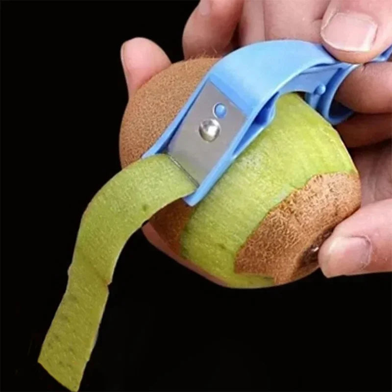 Portable Stainless Steel Fruit and Vegetable Peeler